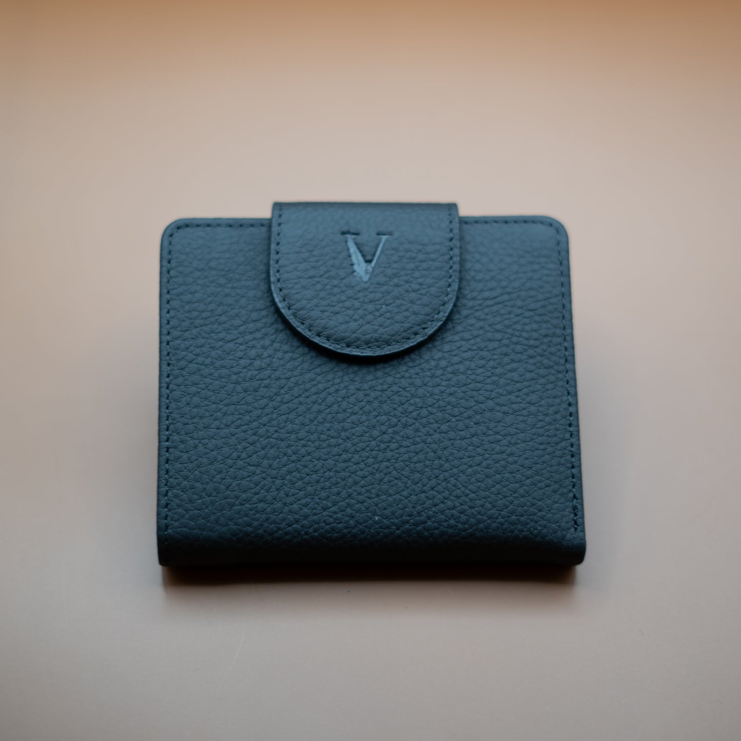 Victor Vincent Lune Petite